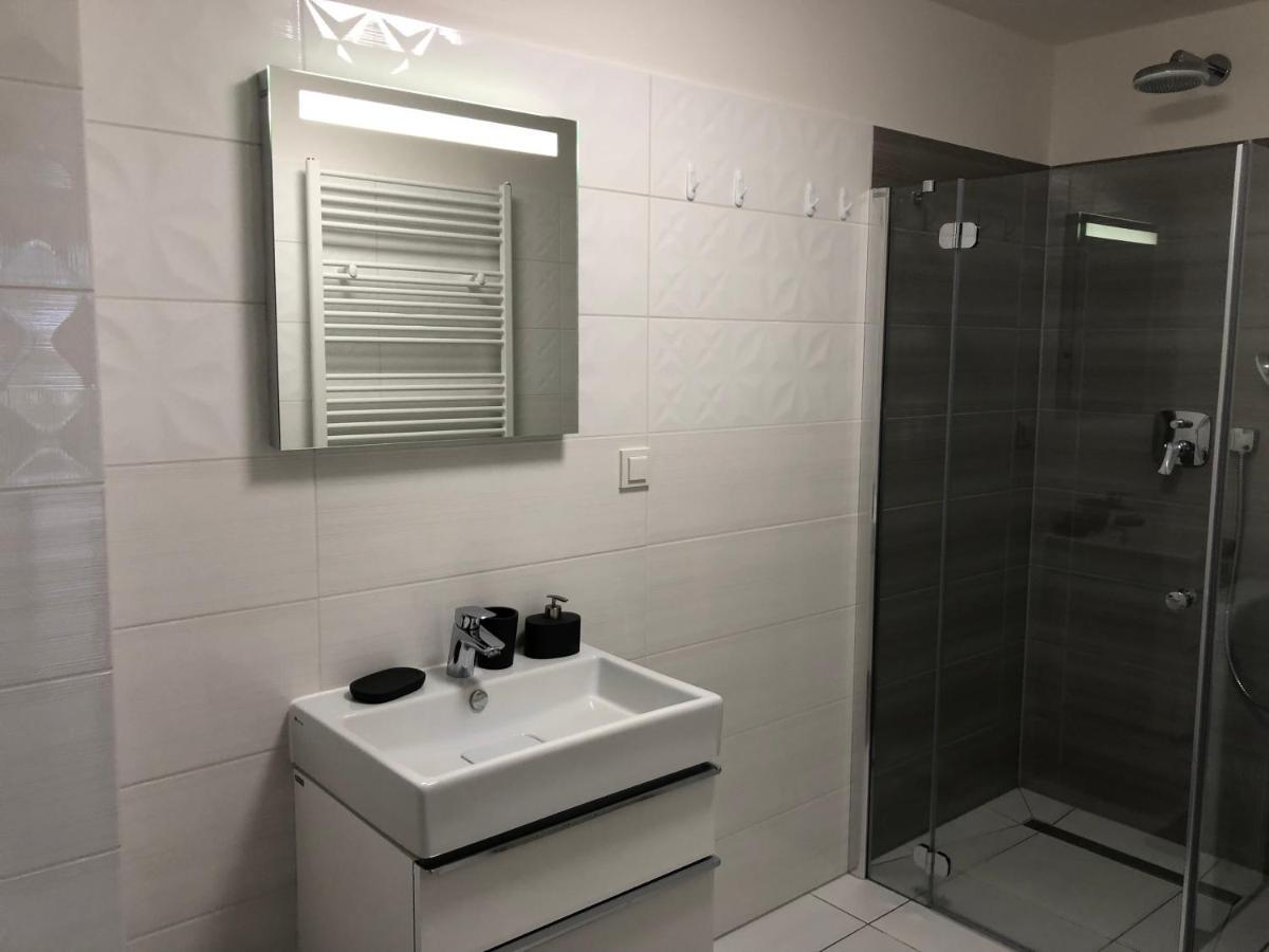 Apartament LUX Green basen SPA Pięć Mórz Sianożęty Buitenkant foto